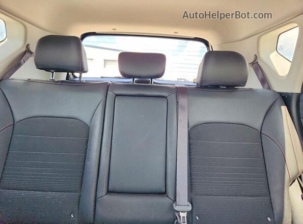 KNDJ53AF5L7051614 2020 KIA SOUL Black Rear seats view