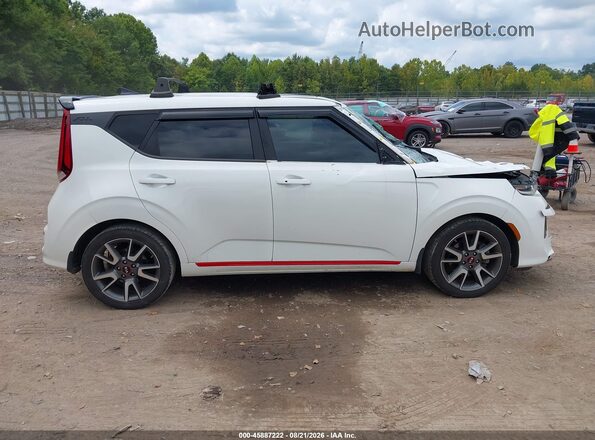 KNDJ53AF8M7128378 2021 KIA SOUL White Вид задньої частини салону