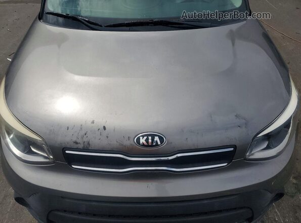 KNDJN2A20K7684091 2019 KIA SOUL Gray Widok wnętrza z tyłu