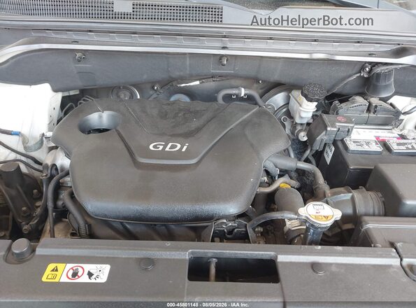 KNDJN2A21G7828755 2016 KIA SOUL White Widok z tyłu