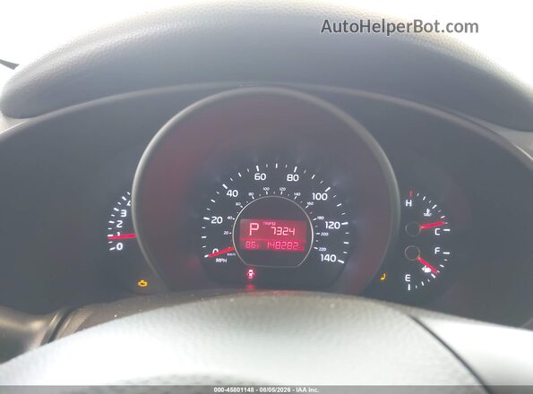 KNDJN2A21G7828755 2016 KIA SOUL White Widok tylnych siedzeń
