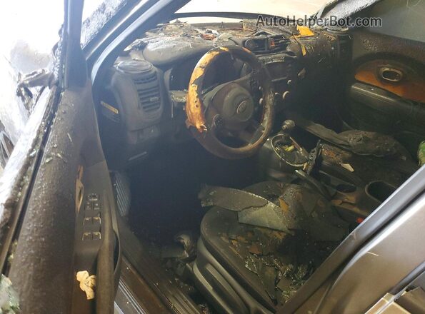 KNDJN2A21K7675321 2019 KIA SOUL Серый Вид панели приборов