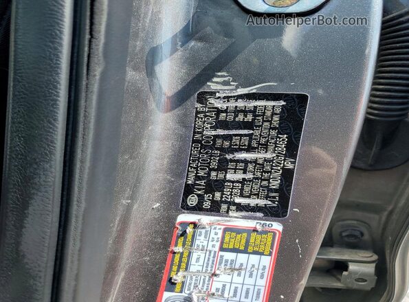 KNDJN2A22G7284654 2016 KIA SOUL Silver Widok komory silnika