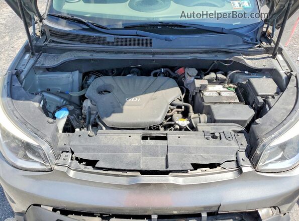 KNDJN2A22G7284654 2016 KIA SOUL Silver Widok wnętrza z tyłu
