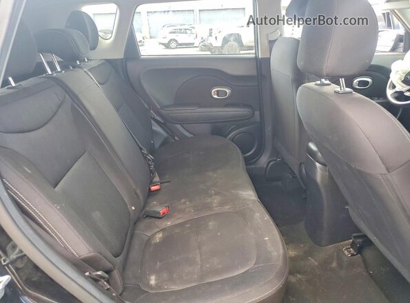 KNDJN2A22G7350944 2016 KIA SOUL Black Widok tylnych siedzeń