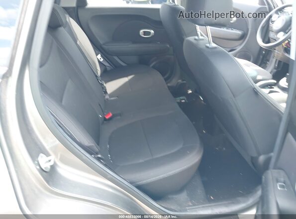 KNDJN2A22H7501475 2017 KIA SOUL Gray Widok naklejki z numerem VIN