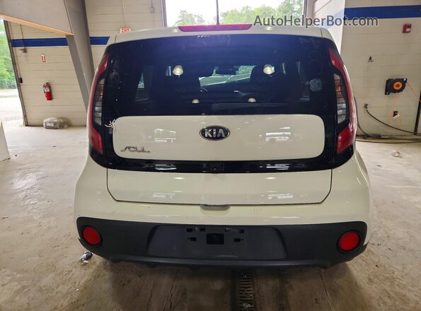 KNDJN2A23K7022344 2019 KIA SOUL White უკანა ხედი