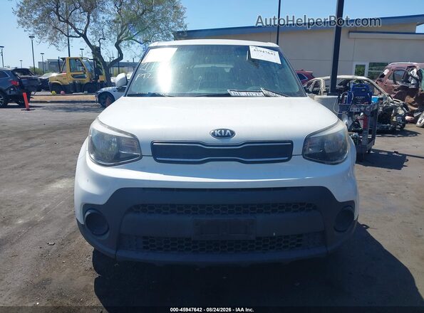 KNDJN2A23K7911984 2019 KIA SOUL White ხელსაწყოთა პანელის ხედი