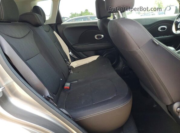 KNDJN2A24H7498403 2017 KIA SOUL Gray Rear seats view