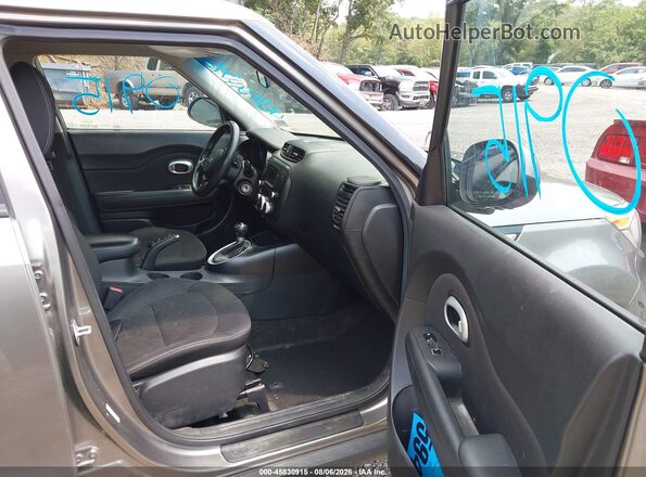 KNDJN2A24J7541725 2018 KIA SOUL Pewter წინა სალონის ხედი