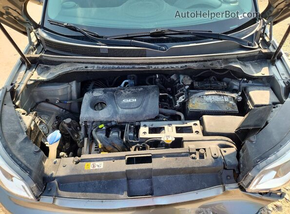 KNDJN2A26J7592983 2018 KIA SOUL Gray Engine compartment view