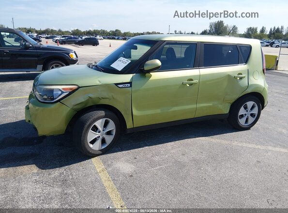 KNDJN2A27G7844779 2016 KIA SOUL Green Front view