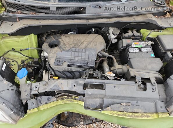 KNDJN2A27G7853577 2016 KIA SOUL Зеленый Вид задней части салона