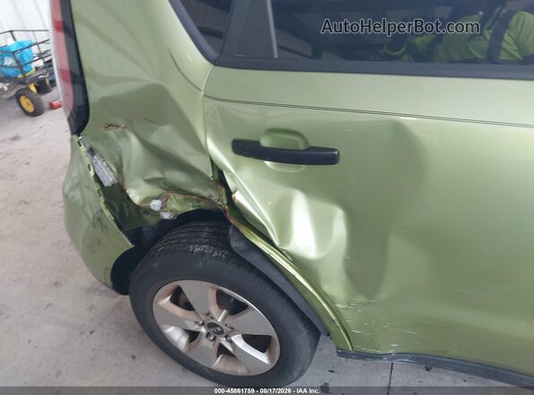 KNDJN2A29H7887649 2017 KIA SOUL Зеленый Вид спереди