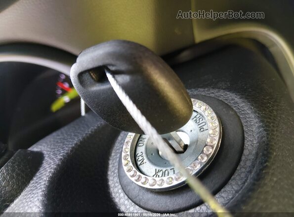 KNDJN2A29K7916610 2019 KIA SOUL Green Widok deski rozdzielczej