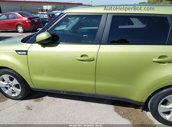 KNDJN2A29K7916610 2019 KIA SOUL Green Widok wnętrza 360 stopni