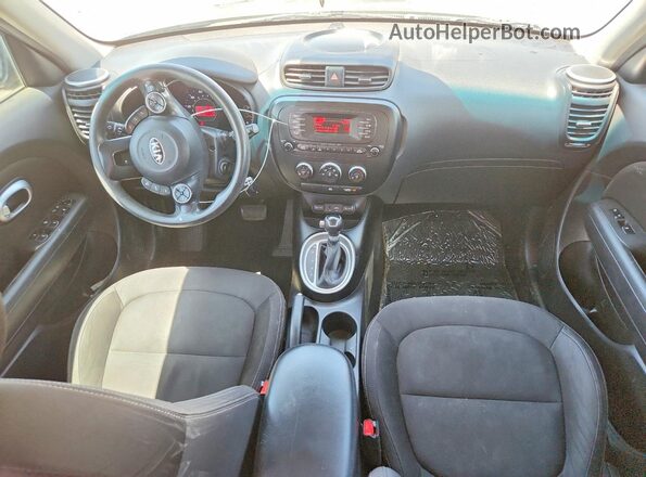 KNDJN2A2XG7342817 2016 KIA SOUL Charcoal წინა პანელის ხედი