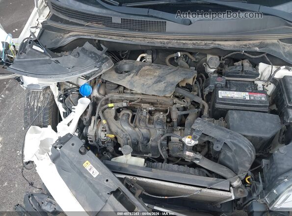 KNDJN2A2XH7435595 2017 KIA SOUL White Հետևի տեսք