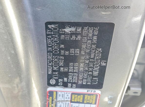 KNDJN2A2XJ7613754 2018 KIA SOUL Charcoal Widok komory silnika