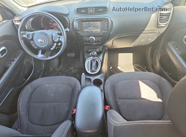 KNDJN2A2XK7677035 2019 KIA SOUL Черный Вид панели приборов