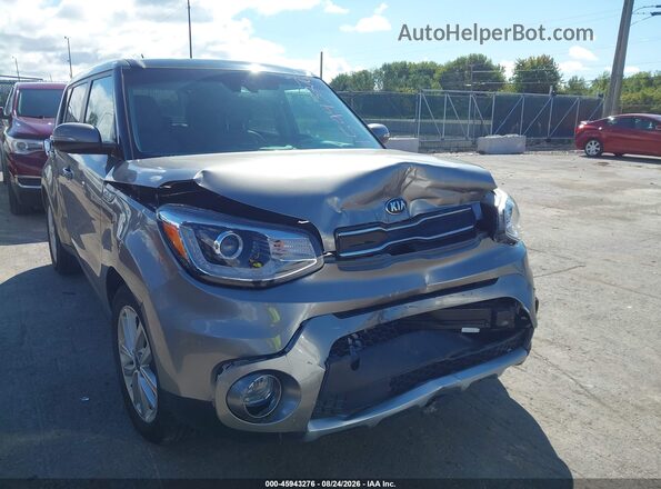 KNDJP3A50J7581858 2018 KIA SOUL Gray Front view