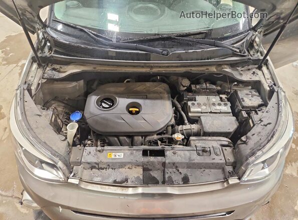 KNDJP3A52J7604332 2018 KIA SOUL Серый Вид подкапотного пространства