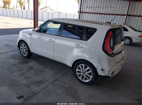 KNDJP3A56J7529666 2018 KIA SOUL Белый Задняя левая четверть