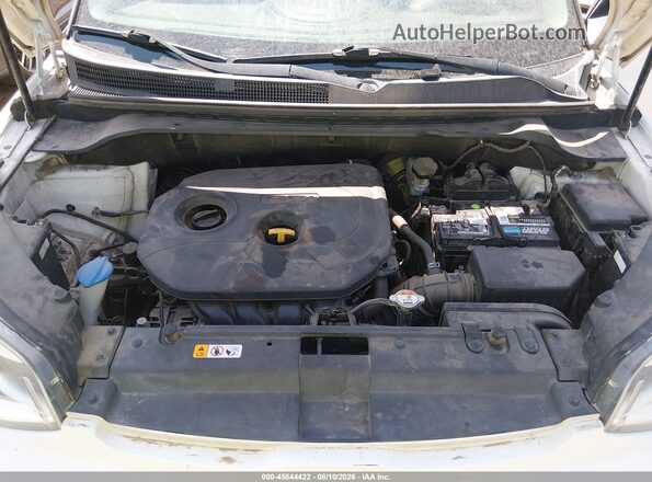 KNDJP3A59J7530004 2018 KIA SOUL Белый Вид сзади