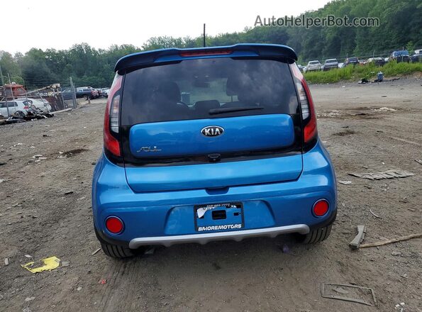 KNDJP3A5XJ7571533 2018 KIA SOUL Blue Widok z tyłu