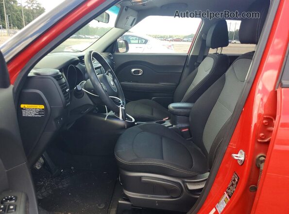 KNDJP3A5XK7690121 2019 KIA SOUL Red წინა სალონის ხედი