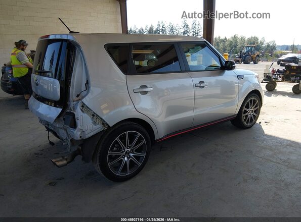KNDJX3AA8J7545851 2018 KIA SOUL Silver Задня права чверть