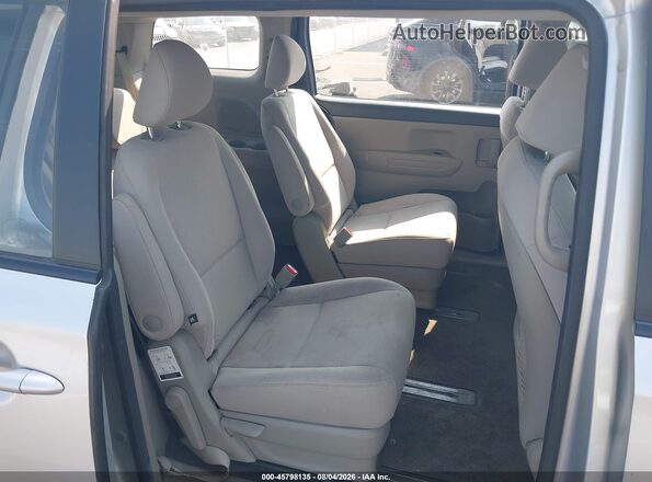 KNDMA5C10G6207866 2016 KIA SEDONA Silver VIN sticker view