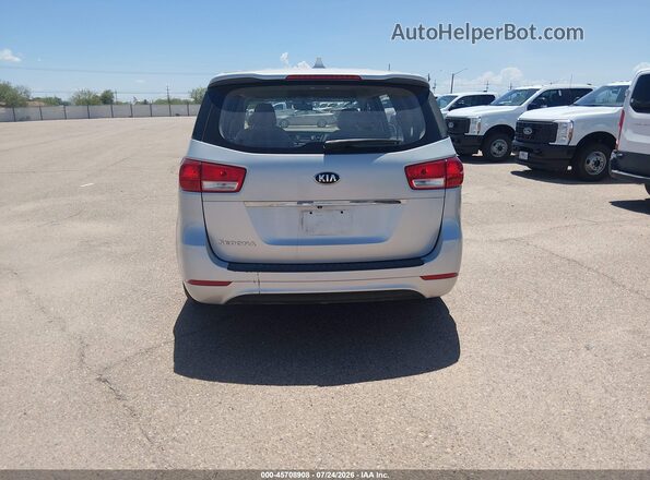 KNDMA5C10J6404902 2018 KIA SEDONA Silver 
