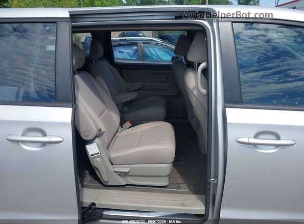 KNDMA5C14J6350472 2018 KIA SEDONA Silver VIN կոդի պիտակի տեսք
