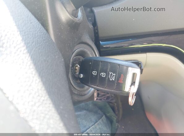 KNDMA5C19H6282874 2017 KIA SEDONA Black Widok deski rozdzielczej