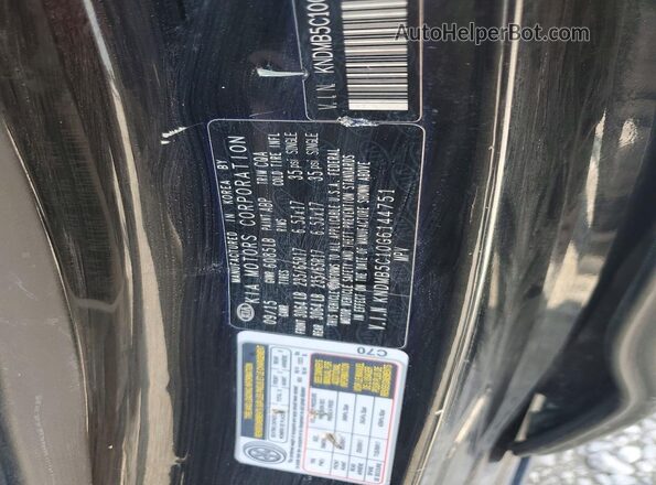 KNDMB5C10G6144751 2016 KIA SEDONA Black VIN կոդի պիտակի տեսք