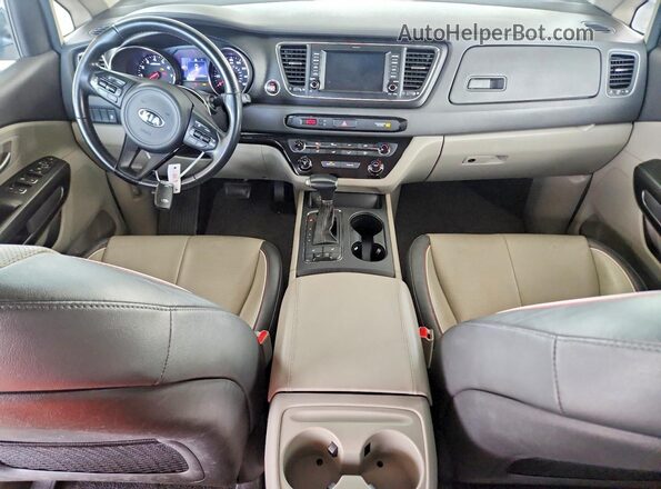 KNDMB5C10H6253972 2017 KIA SEDONA Blue Dashboard view