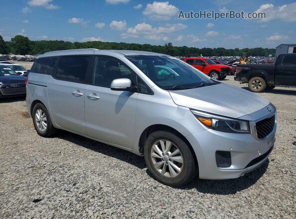 KNDMB5C11H6266522 2017 KIA SEDONA Silver Przód prawy