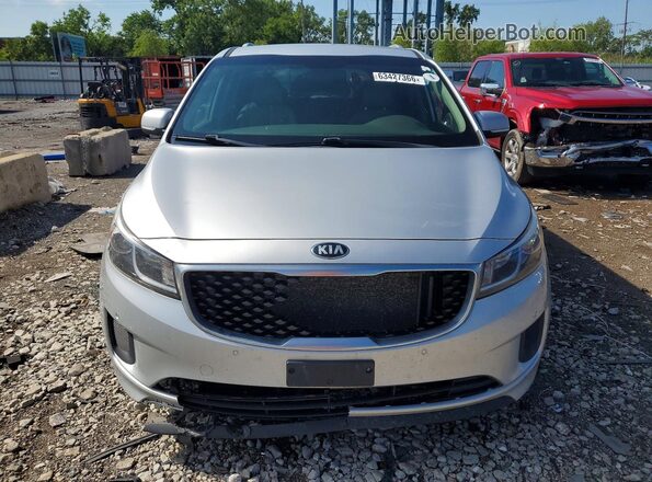 KNDMB5C11J6372524 2018 KIA SEDONA Silver Դիմացի տեսք