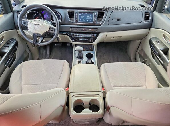 KNDMB5C11K6540678 2019 KIA SEDONA Charcoal Widok deski rozdzielczej