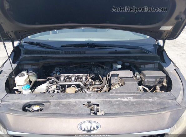 KNDMB5C12G6151460 2016 KIA SEDONA Gray Rear view