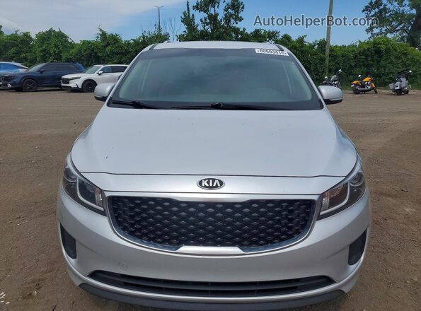 KNDMB5C12G6212905 2016 KIA SEDONA Silver Widok z przodu