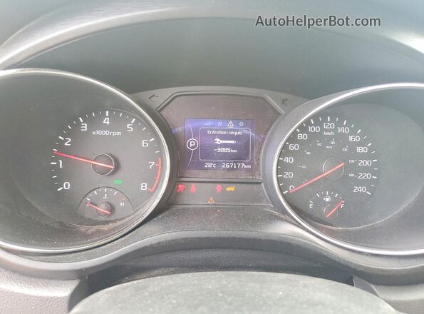 KNDMB5C12G6212905 2016 KIA SEDONA Silver Widok zestawu wskaźników