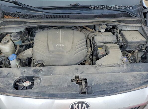 KNDMB5C12G6212905 2016 KIA SEDONA Silver Widok wnętrza z tyłu
