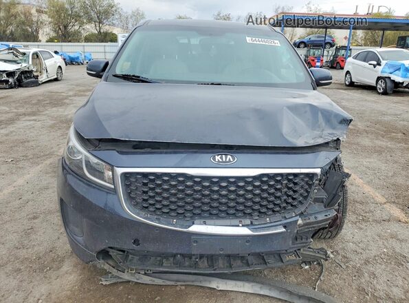 KNDMB5C13H6247907 2017 KIA SEDONA Gray Դիմացի տեսք