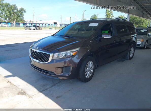KNDMB5C13H6270314 2017 KIA SEDONA Brown Front left