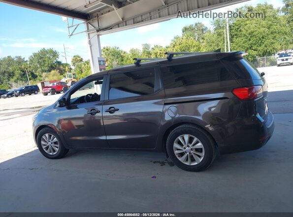 KNDMB5C13H6270314 2017 KIA SEDONA Brown 360 interior view
