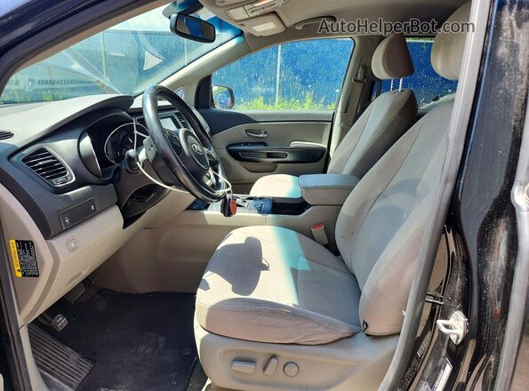 KNDMB5C13H6342967 2017 KIA SEDONA Black Vista interior delantera