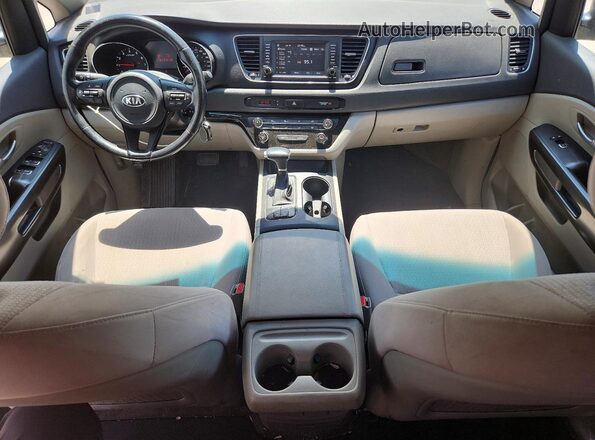 KNDMB5C13H6342967 2017 KIA SEDONA Black Vista del salpicadero