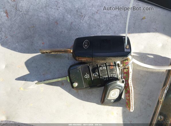 KNDMB5C13J6348595 2018 KIA SEDONA Maroon Widok deski rozdzielczej